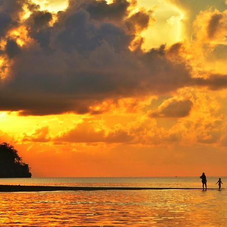 Adventure Camp Beach Resort Sablayan Экстерьер фото