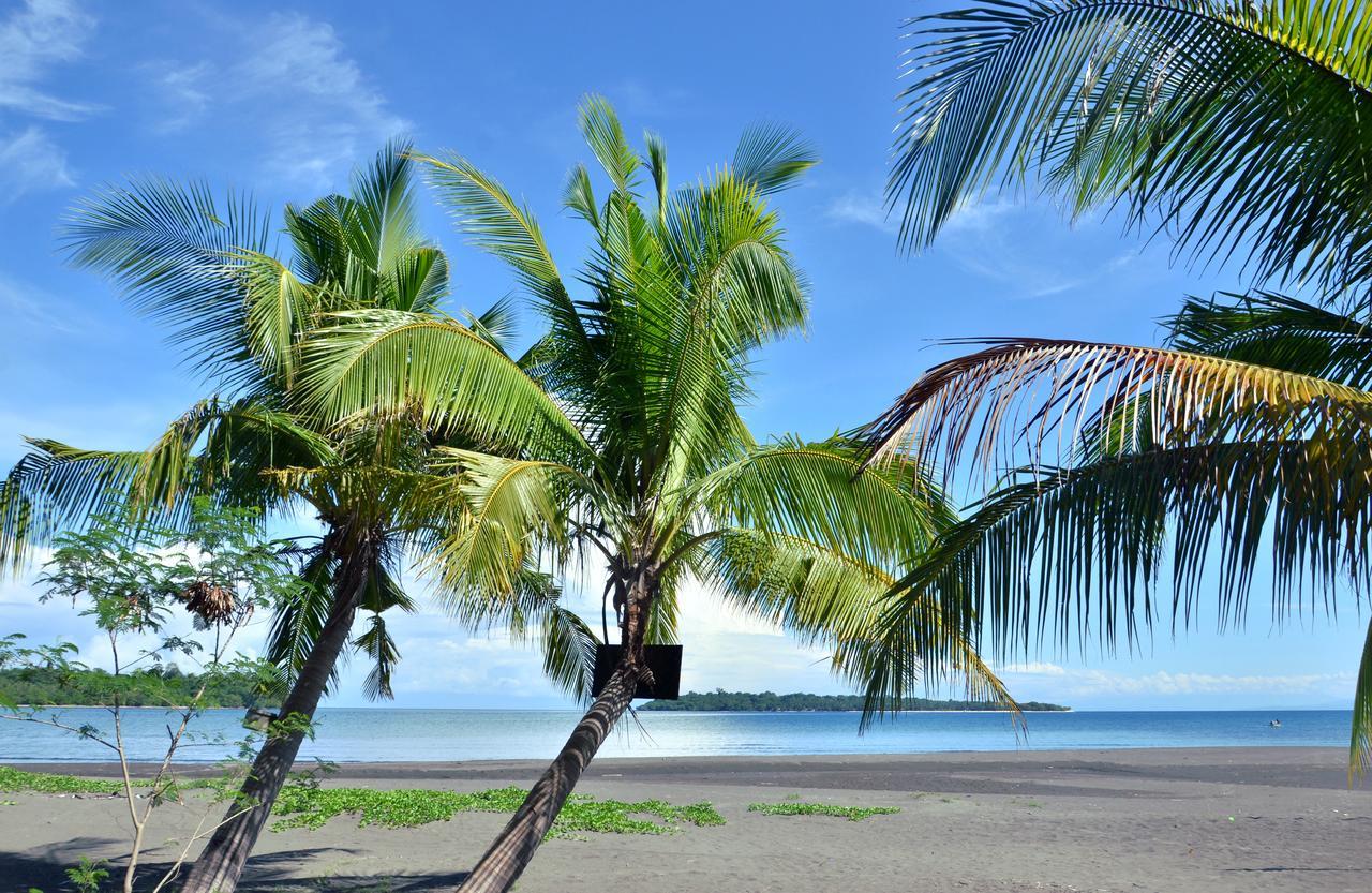 Adventure Camp Beach Resort Sablayan Экстерьер фото