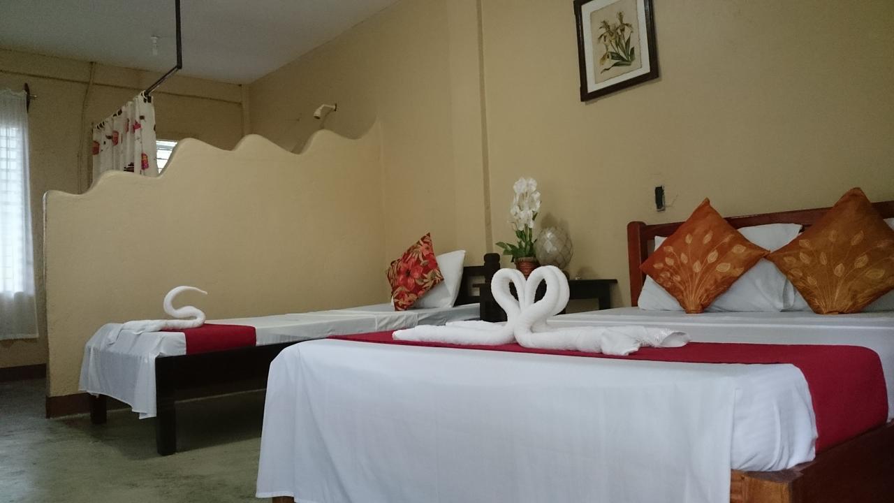 Adventure Camp Beach Resort Sablayan Экстерьер фото